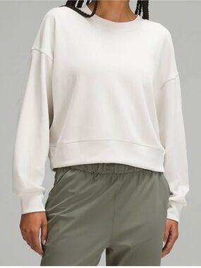 NWT Perfectly Oversized Crop Crew- white opal- size 4